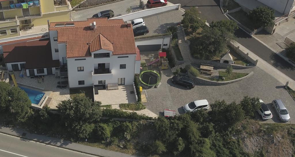 Bc Apartments - Mit Zentralheizung Senj  Exteriör bild